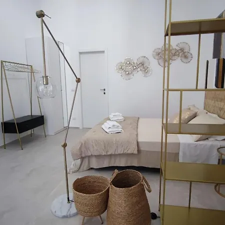 Dimore Gilas - Golden Apartman *